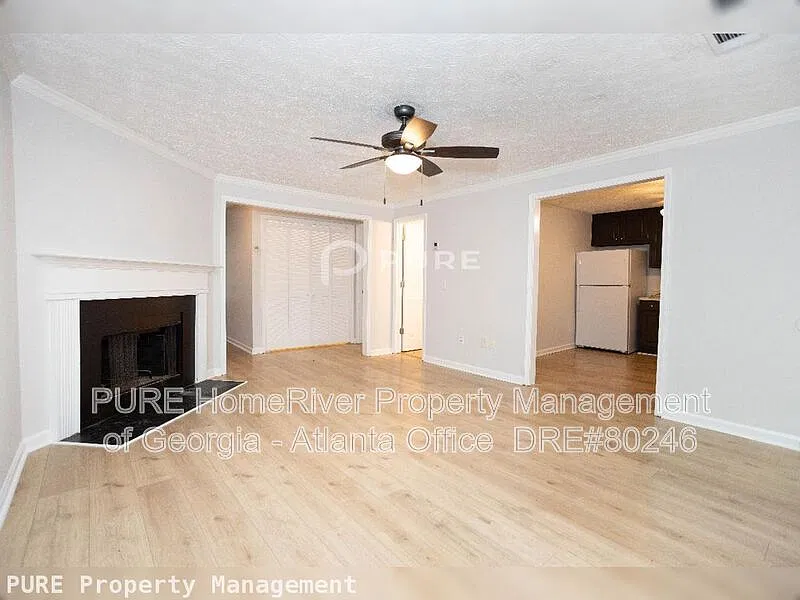 3 bed, 2.0 bath, 1248 sqft, $1,680 — Photo 4