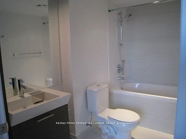 386 Yonge St #4101 — Photo 10