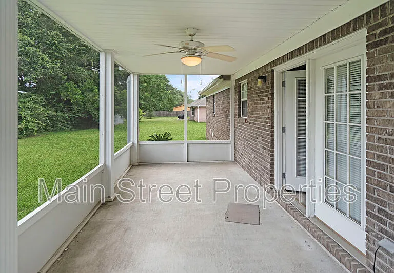 1301 Elliott St — Photo 17