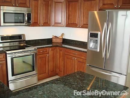 2nd image of 5800 Nicholson Ln APT 902