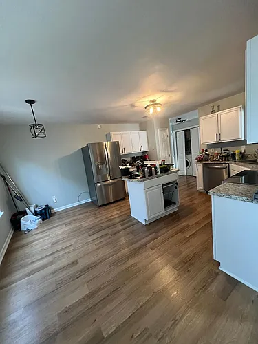 301 Kingston Trace Rd Photo 1