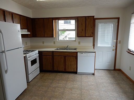 1st image of 66 E Frambes Ave
