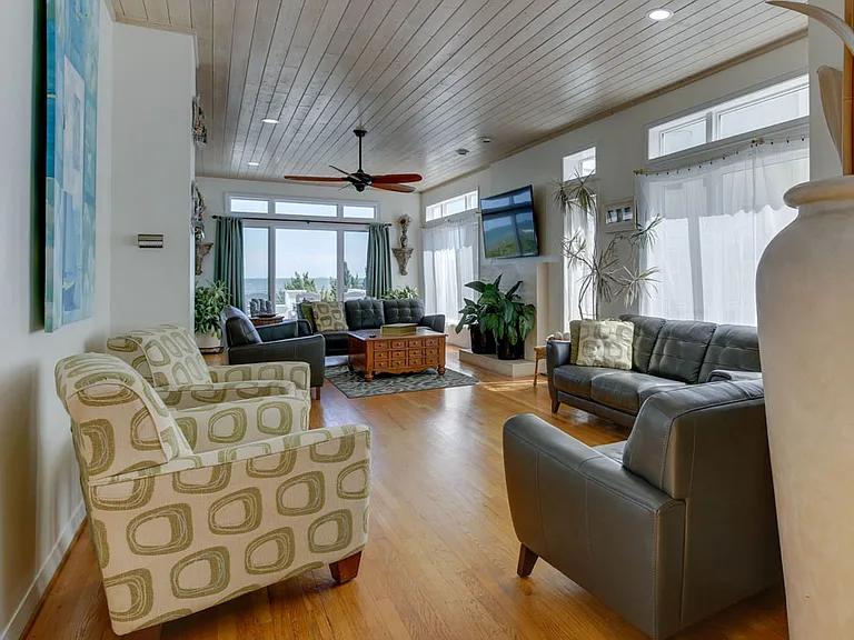 502 S Atlantic Ave — Photo 26