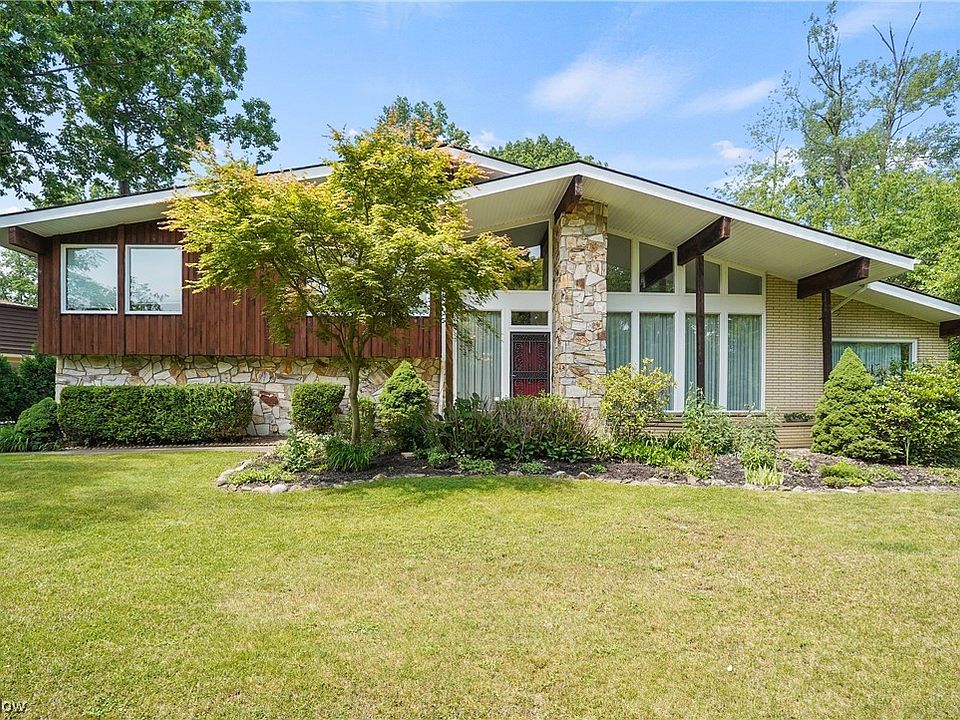 1st image of 23295 Horseshoe Blvd