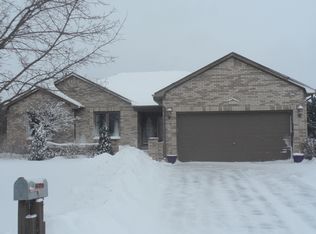 18719 Millar Rd, Clinton Township, MI 48036