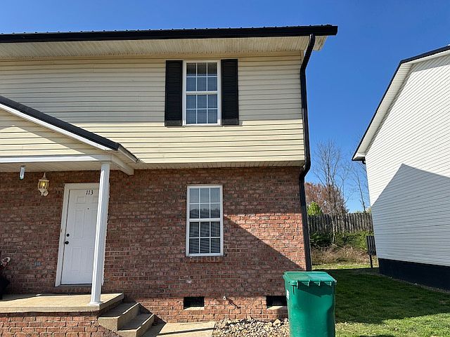 1st image of 101-127 Weatheridge Dr #113