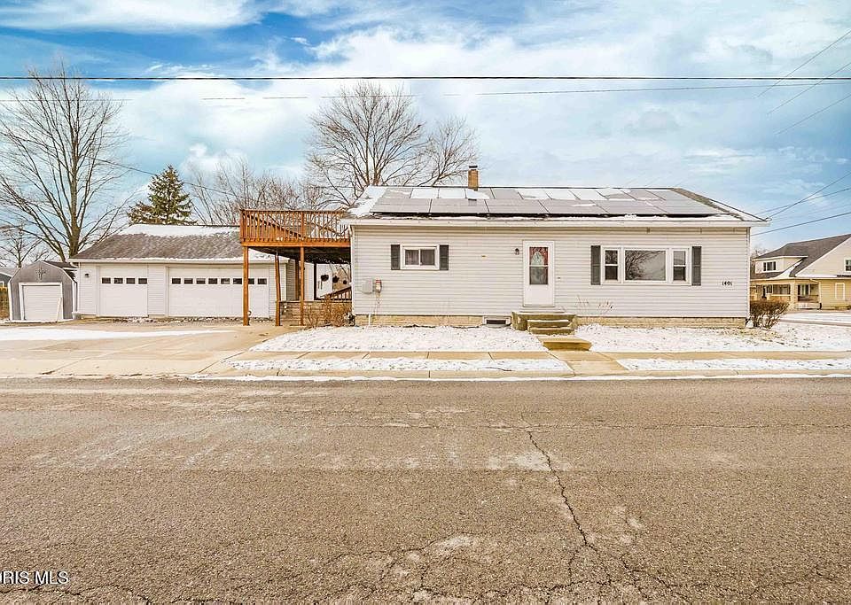 1st image of 1401 Logan Ave