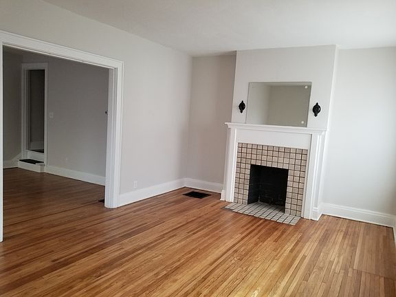 3rd image of 94-96 Longview Ave #1
