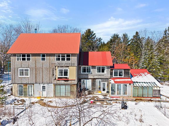 3rd image of 36 Brimmer Point Way