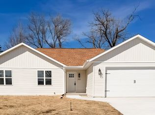 426 Village Ln, Ripon, WI 54971