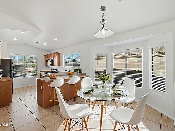 3rd image of 3207 S 94TH Avenue