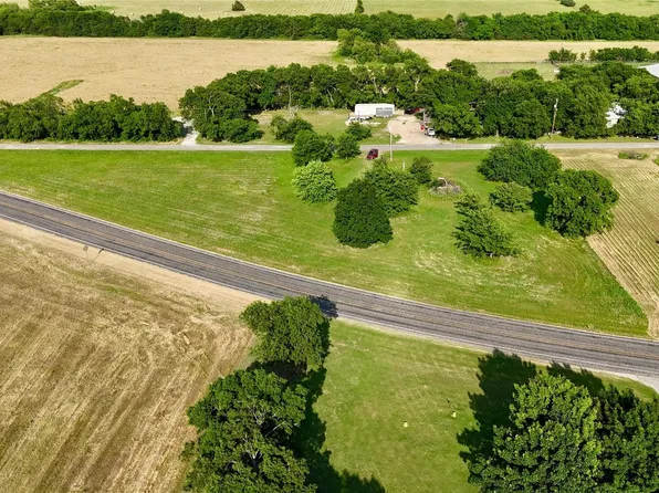 404 N Main St, Bailey, TX 75413