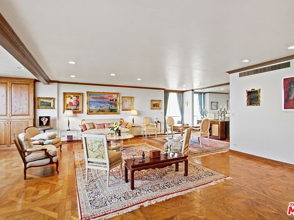 3rd image of 2222 Avenue Of The Stars Unit 902E