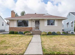 4927 N Hawthorne St, Spokane, WA 99205