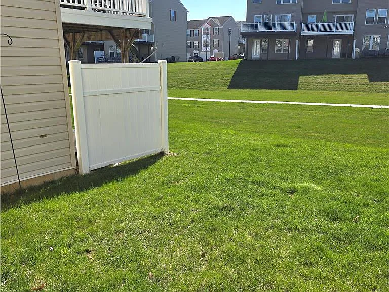17 Red Rose Ln — Photo 9