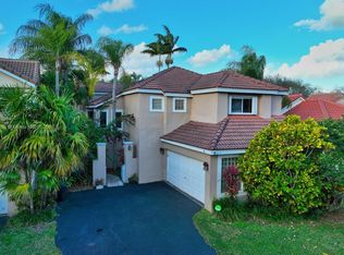 10057 NW 4th St, Plantation, FL 33324