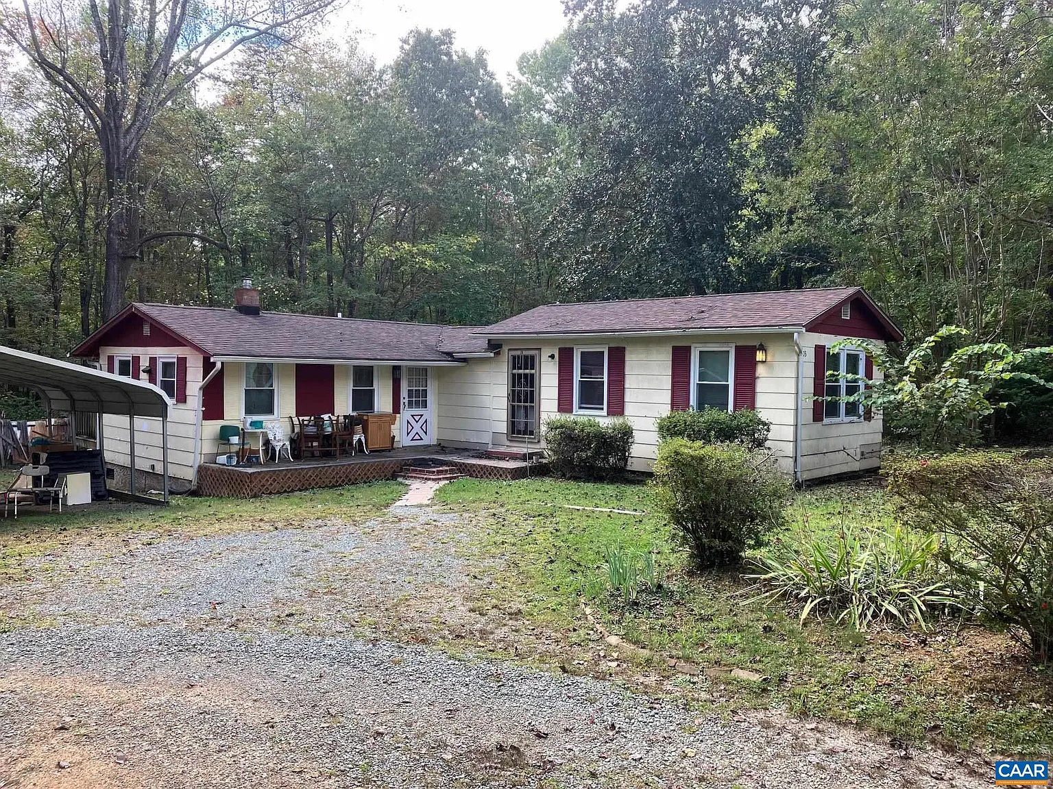 8203 Chestnut Grove Rd photo 1