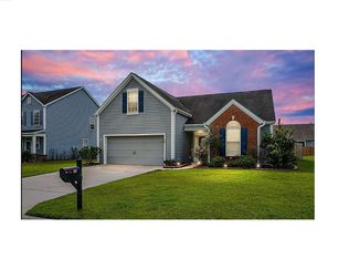 189 Cypress Forest Dr, Moncks Corner, SC 29461