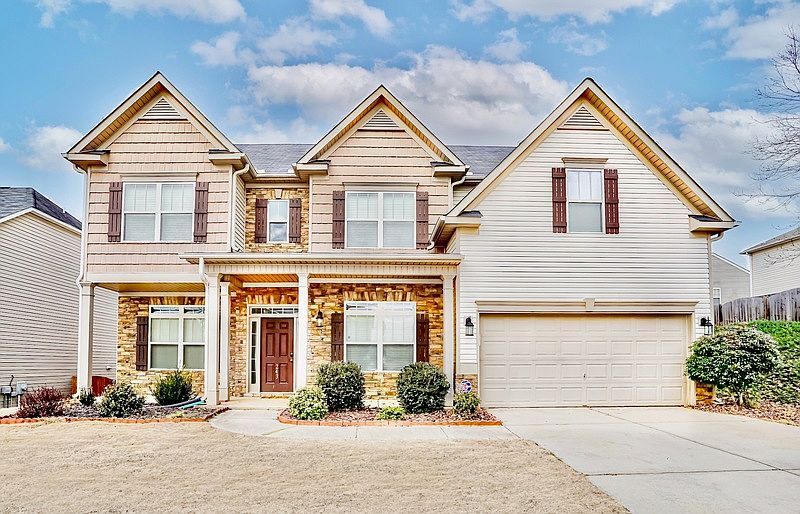 1st image of 243 Abbey Gardens Ln