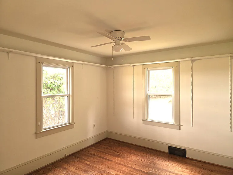 2658 Pulaski Hwy — Photo 12