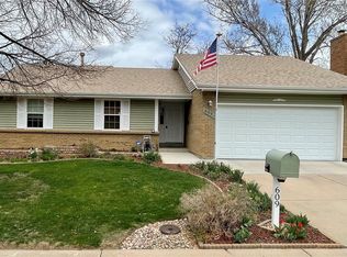 609 S Laredo Cir, Aurora, CO 80017
