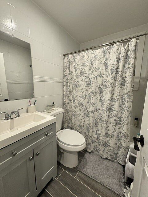 2nd image of 54 Terrace Ave