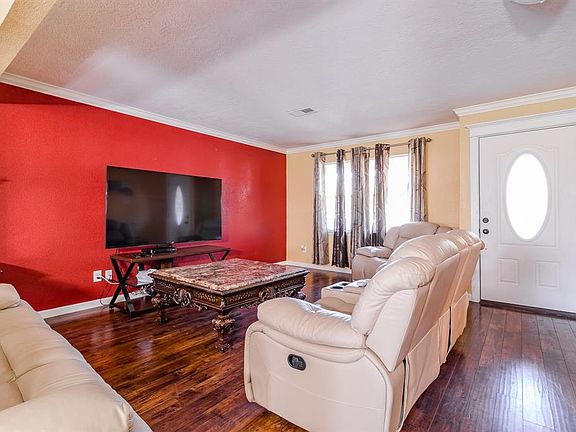 5th image of 9722 Grenadier Dr