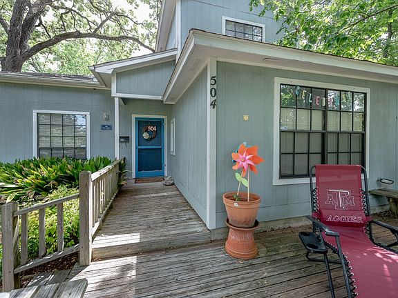 2nd image of 504 Dexter Dr