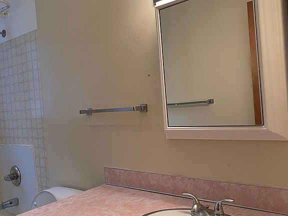 2nd image of 1250 Aabear Ln APT 5