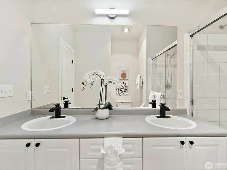 16125 Juanita Woodinville Way NE — Photo 25