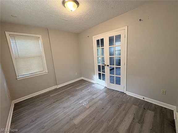 3rd image of 19628 Maple Heights Blvd