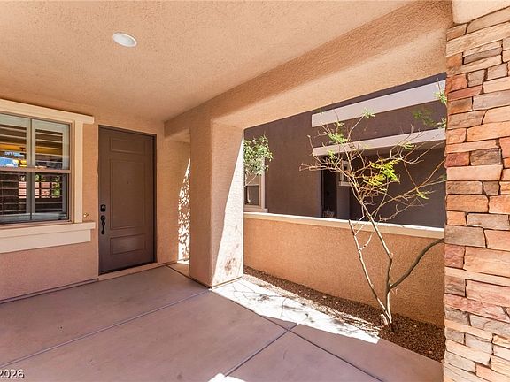 4th image of 10422 Hickory Bark Rd