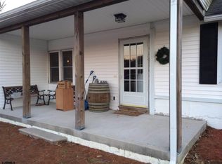 148 Hall St, Hammonton, NJ 08037