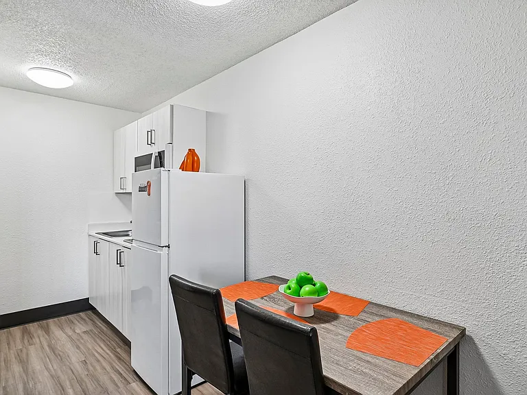 1656 Wells Rd — Photo 30