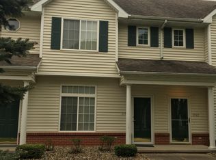 2158 Ridgeview Cir, Clive, IA 50325