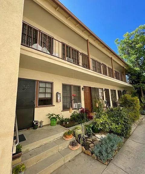 15155 Dickens St #1/2 — Photo 1
