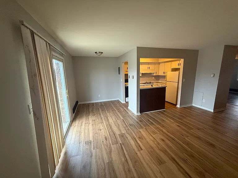 3190 Valerie Arms Dr #15 — Photo 2