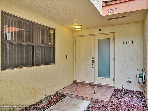 2nd image of 3207 Laurel Oaks Ln #303