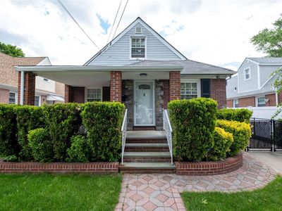 6 Hommell Street, Valley Stream, NY, 11580