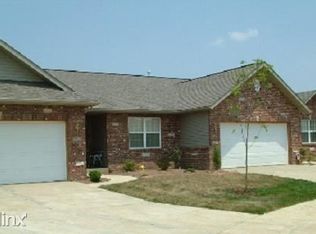 123 Legend Ct, Fairview Heights, IL 62208