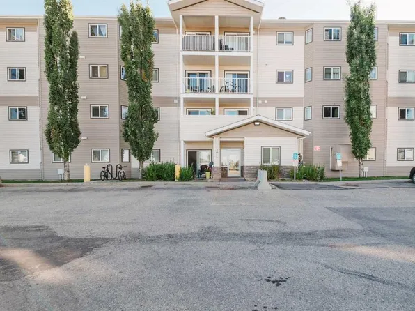 12015 N Royal Oaks Dr #202, Grande Prairie, AB T8V 2K8