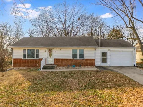 124 Almond St, Platte City, MO 64079