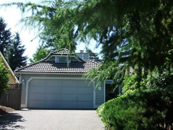 25021 Lake Wilderness Country Club Dr SE #C, Maple Valley, WA 98038