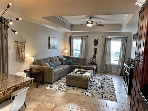 5th image of 144 Sagewood Dr