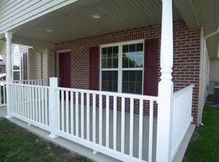41 Links Ln, Grove City, PA 16127