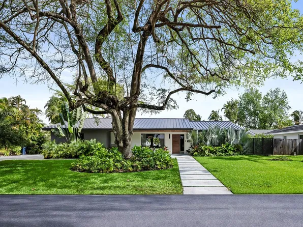 7945 SW 141st Ter, Palmetto Bay, FL 33158