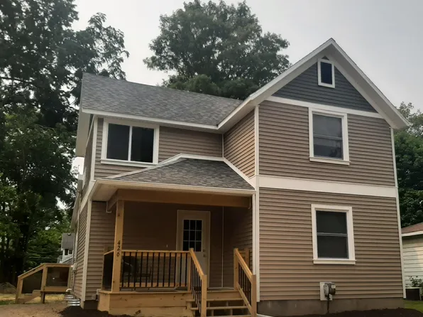 426 E Walnut St, Hastings, MI 49058