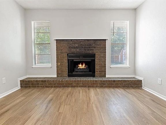 4th image of 5112 Gaines St