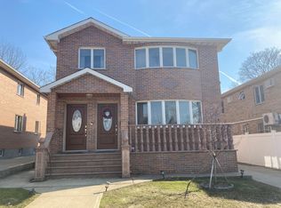 24606 61st Ave, Little Neck, NY