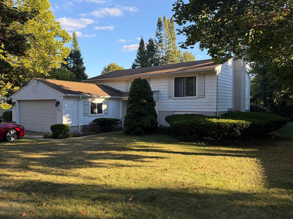 1st image of 584 Reed St